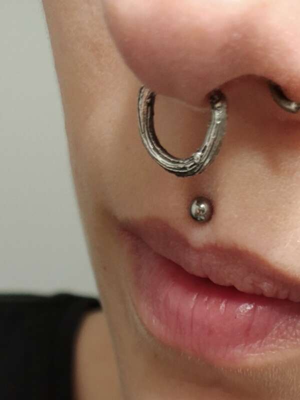 Fakéreg septum, fül- és orr piercing